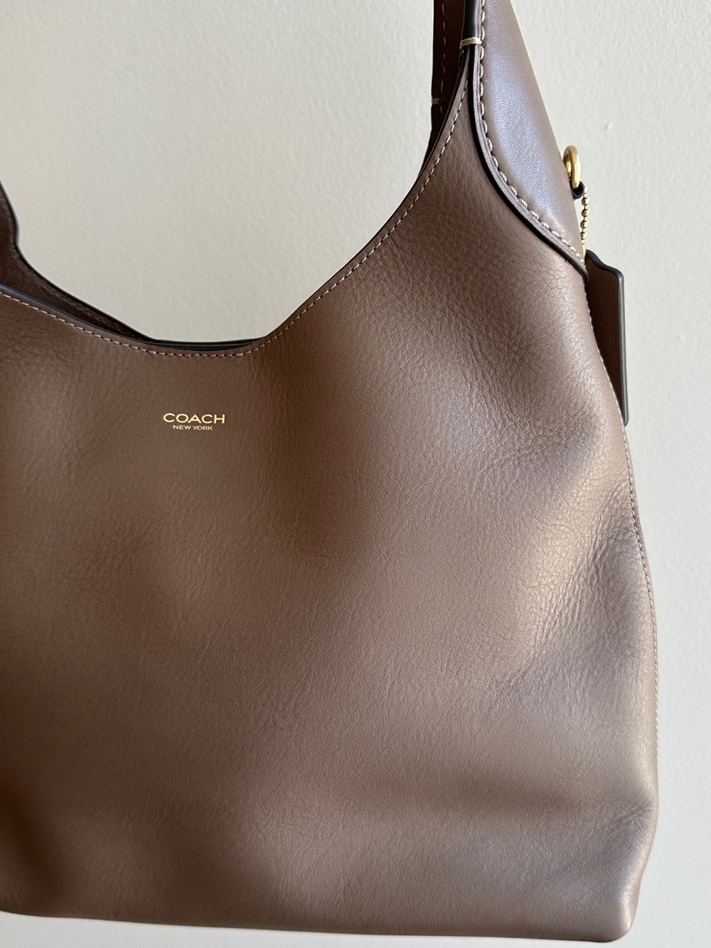 Coach Brooklyn Shoulder Bag 28, Brass/Soft Maple, NWOT - Picture 9 of 13